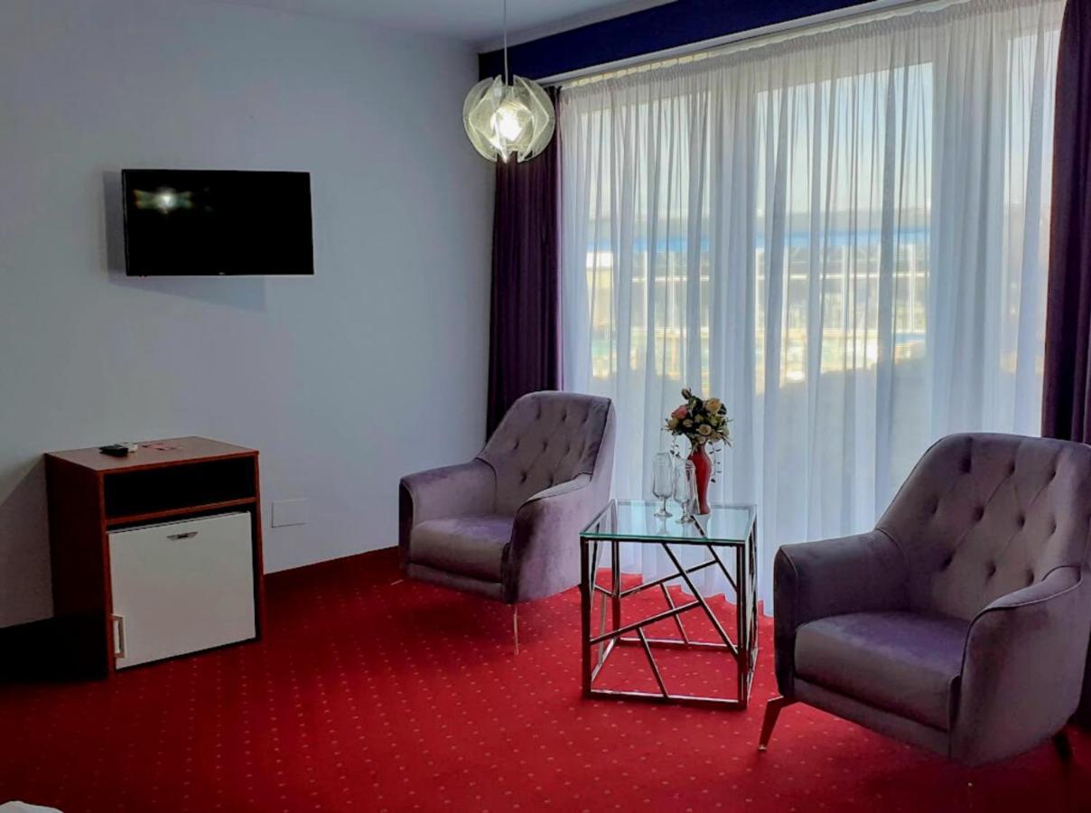 Hotel Sungarden Salin Турда Экстерьер фото