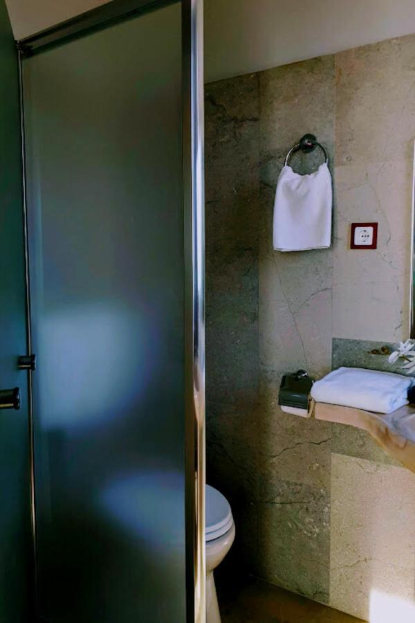 Hotel Sungarden Salin Турда Экстерьер фото