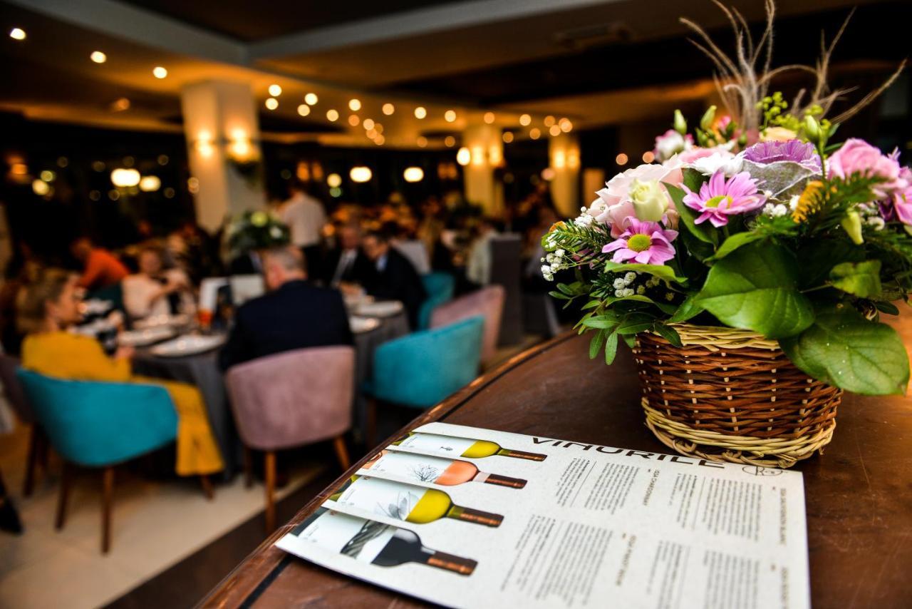 Hotel Sungarden Salin Турда Экстерьер фото